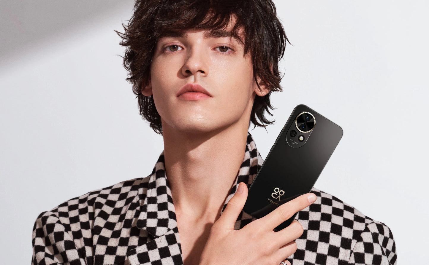 HUAWEI nova 13