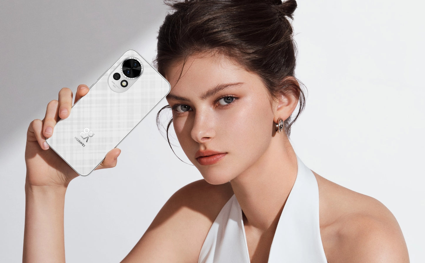 HUAWEI nova 13